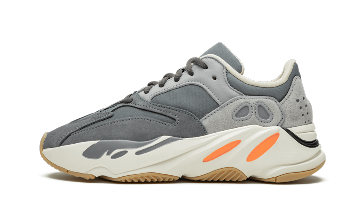 ADIDAS YEEZY BOOST 700 MAGNET (US 