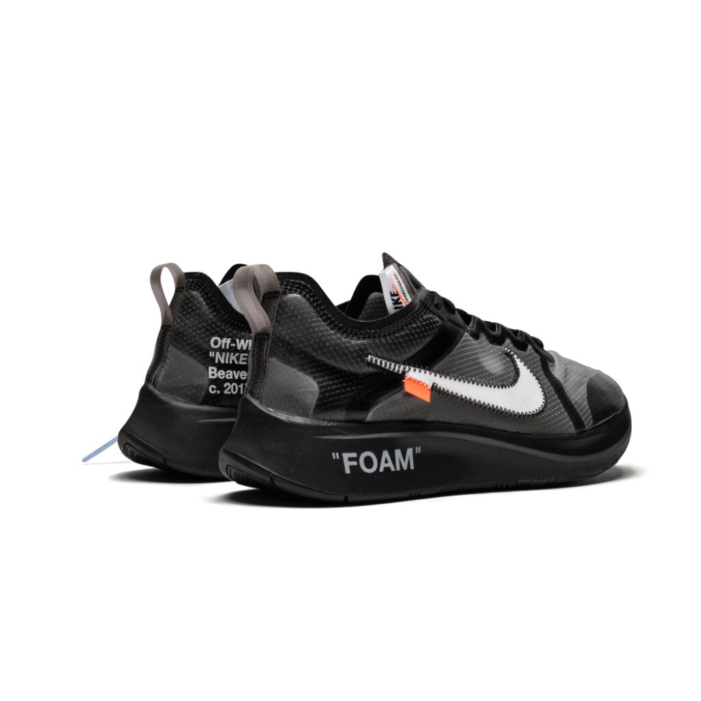 nike zoom fly black and white